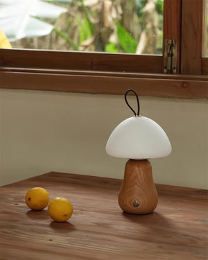 Nubia Table Lamp