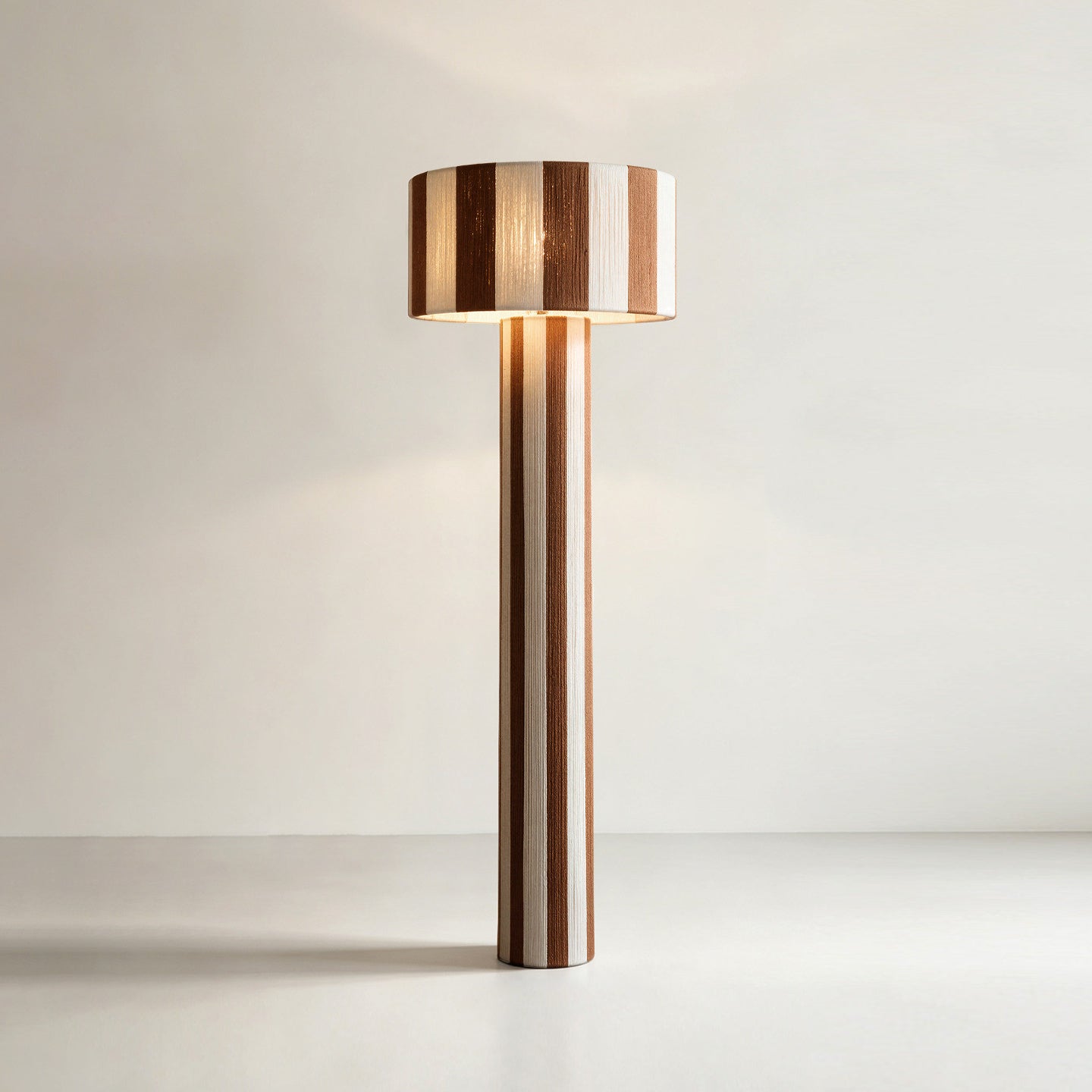 Olivaro Floor Lamp – detail 2