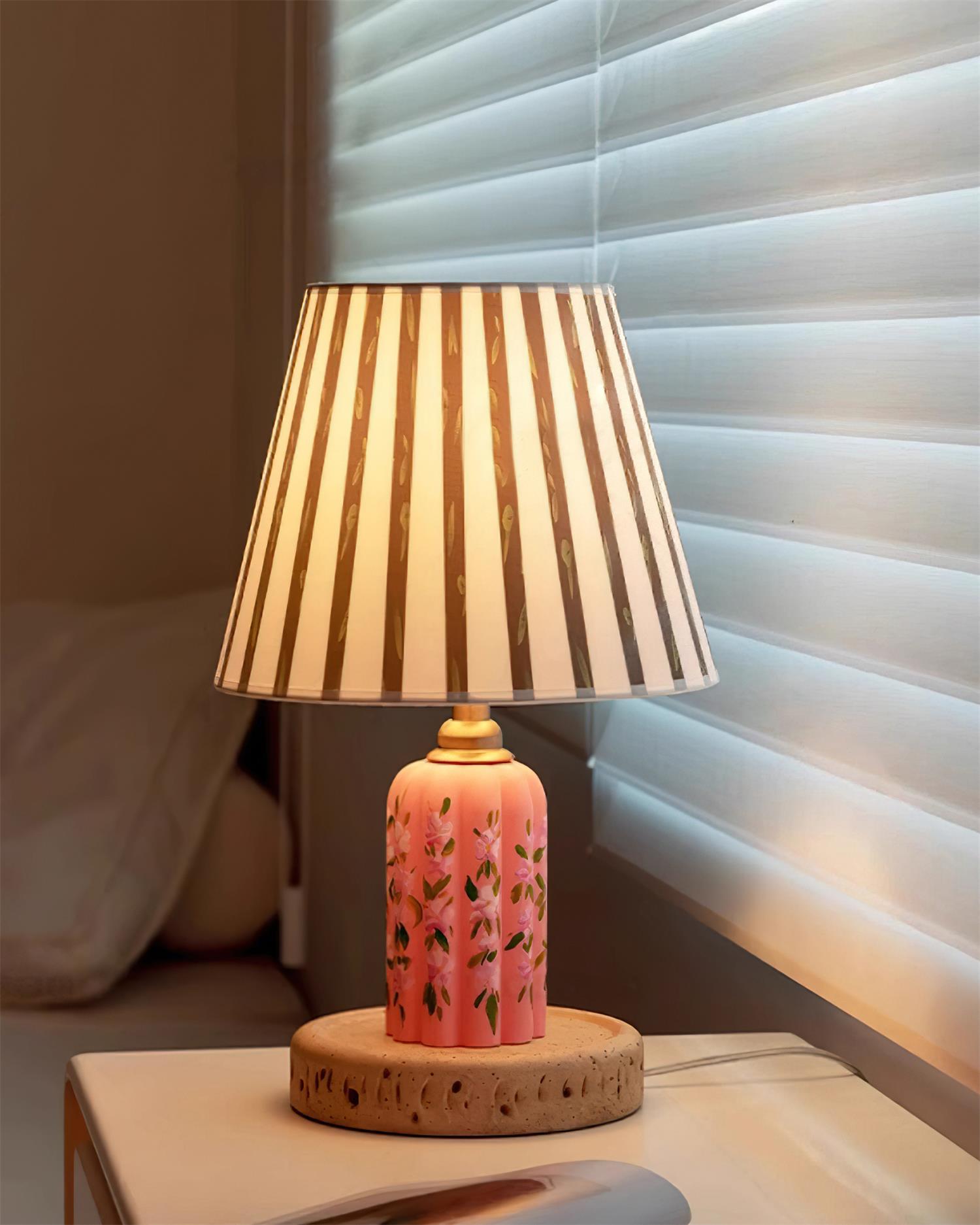 Ollie Flowers Table Lamp