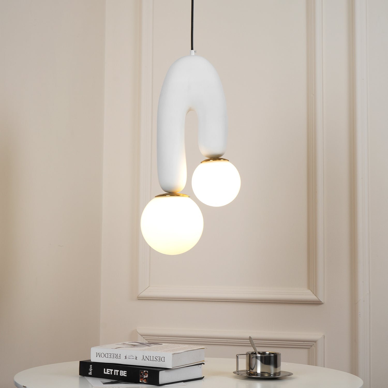 Oo Smooth Pendant Light