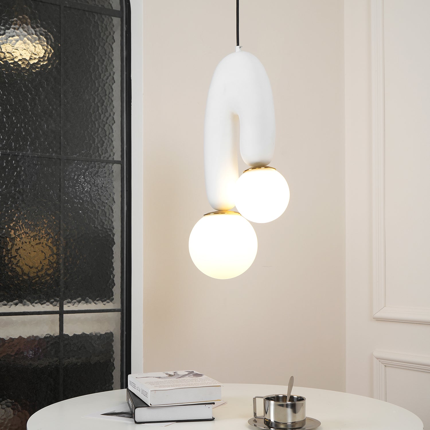 Oo Smooth Pendant Light