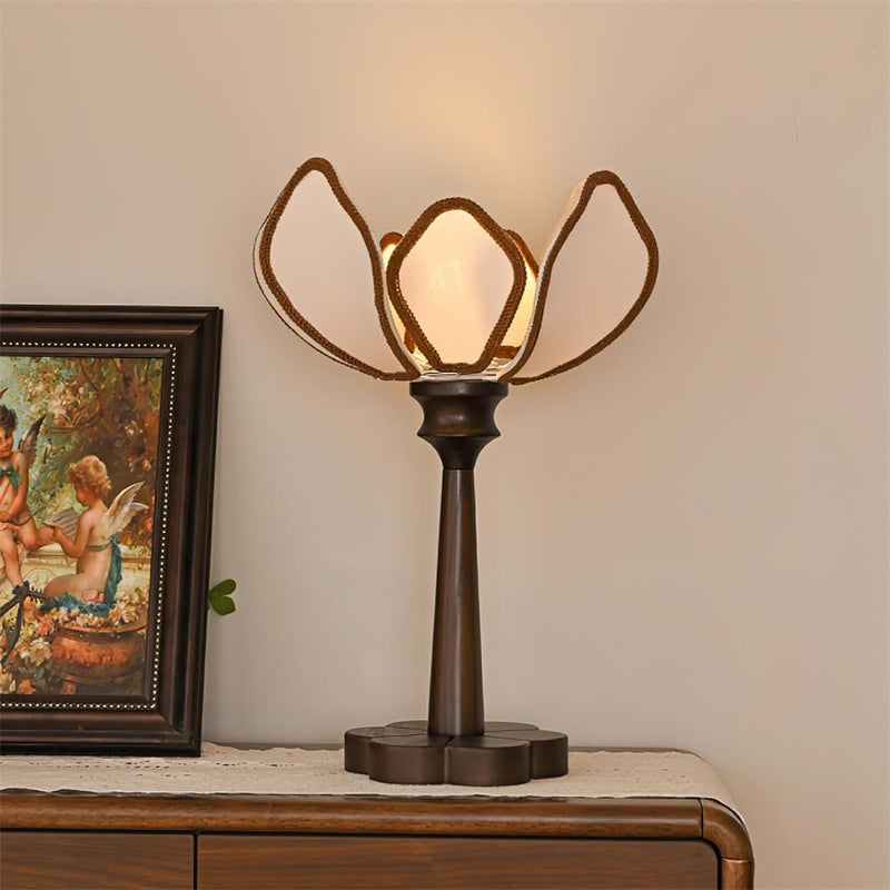 Pauline Table Lamp – detail 8