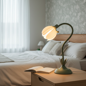 Petala Table Lamp