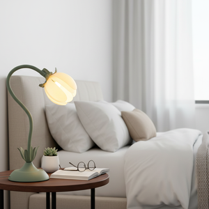 Petala Table Lamp