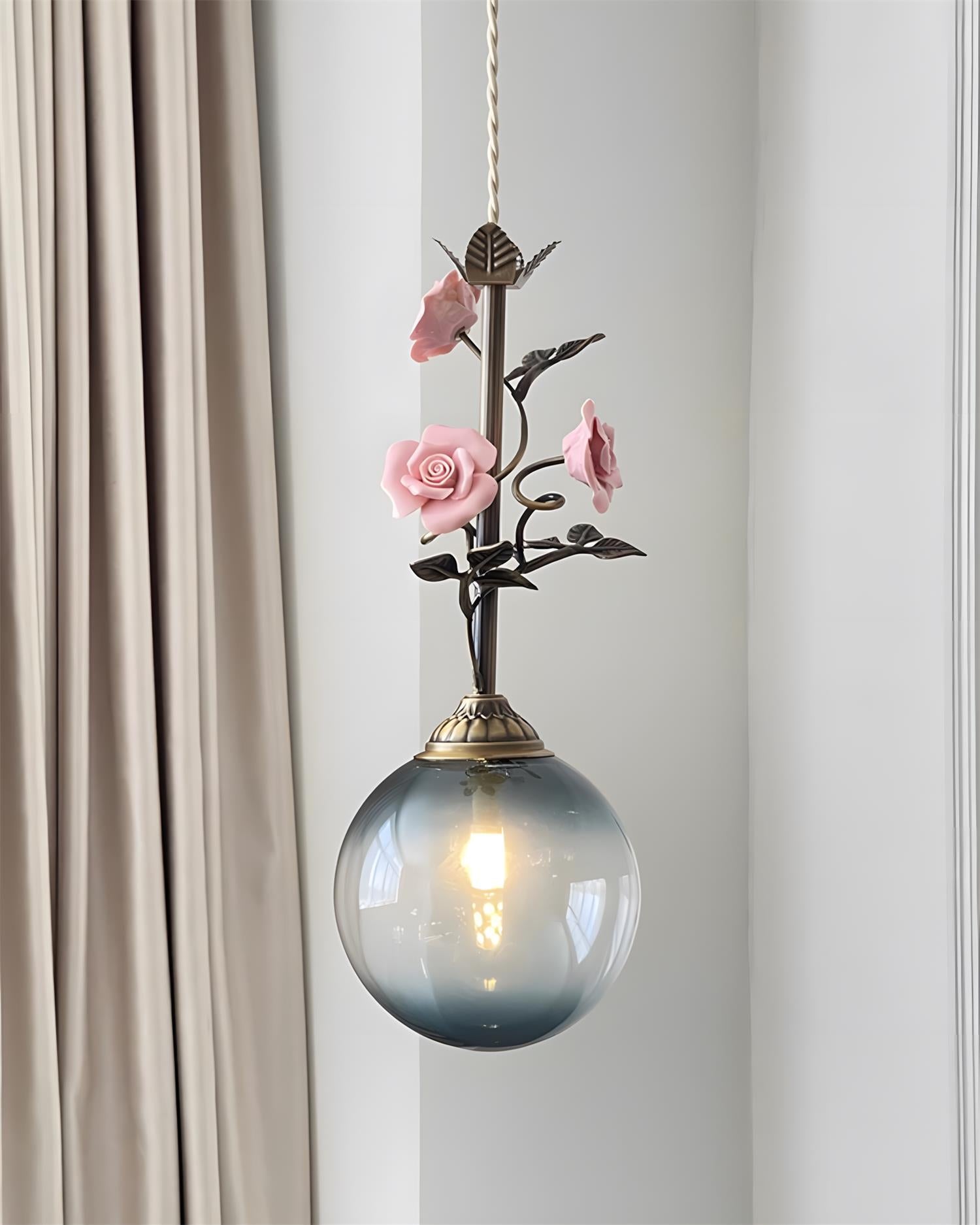 Petalcrest Pendant Lamp