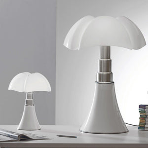 Petalica Table Lamp
