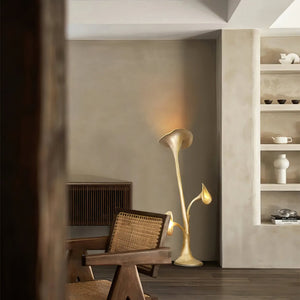 Petunia Sculpture Floor Lamp
