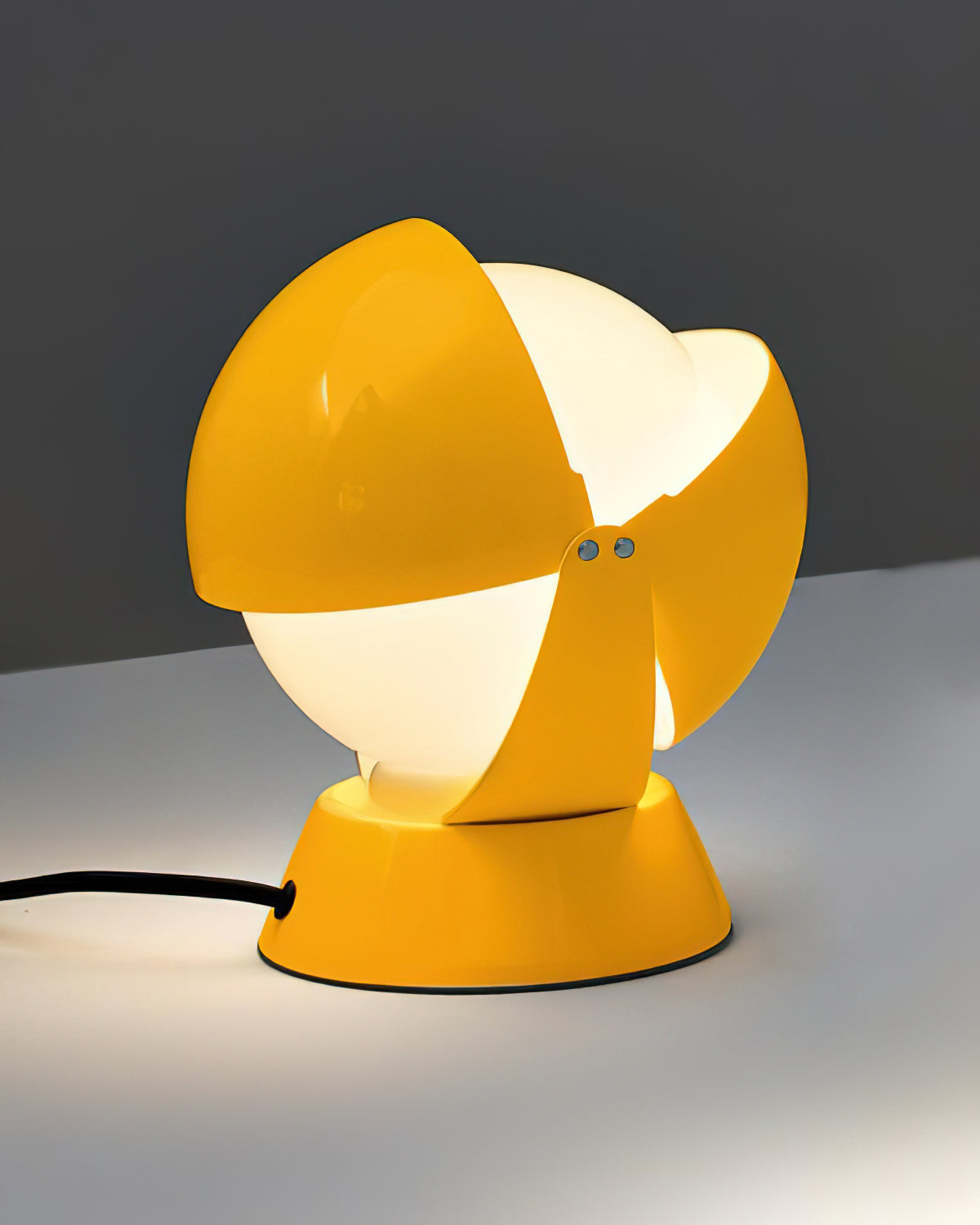 Pileino Table Lamp 7″- 7.8″
