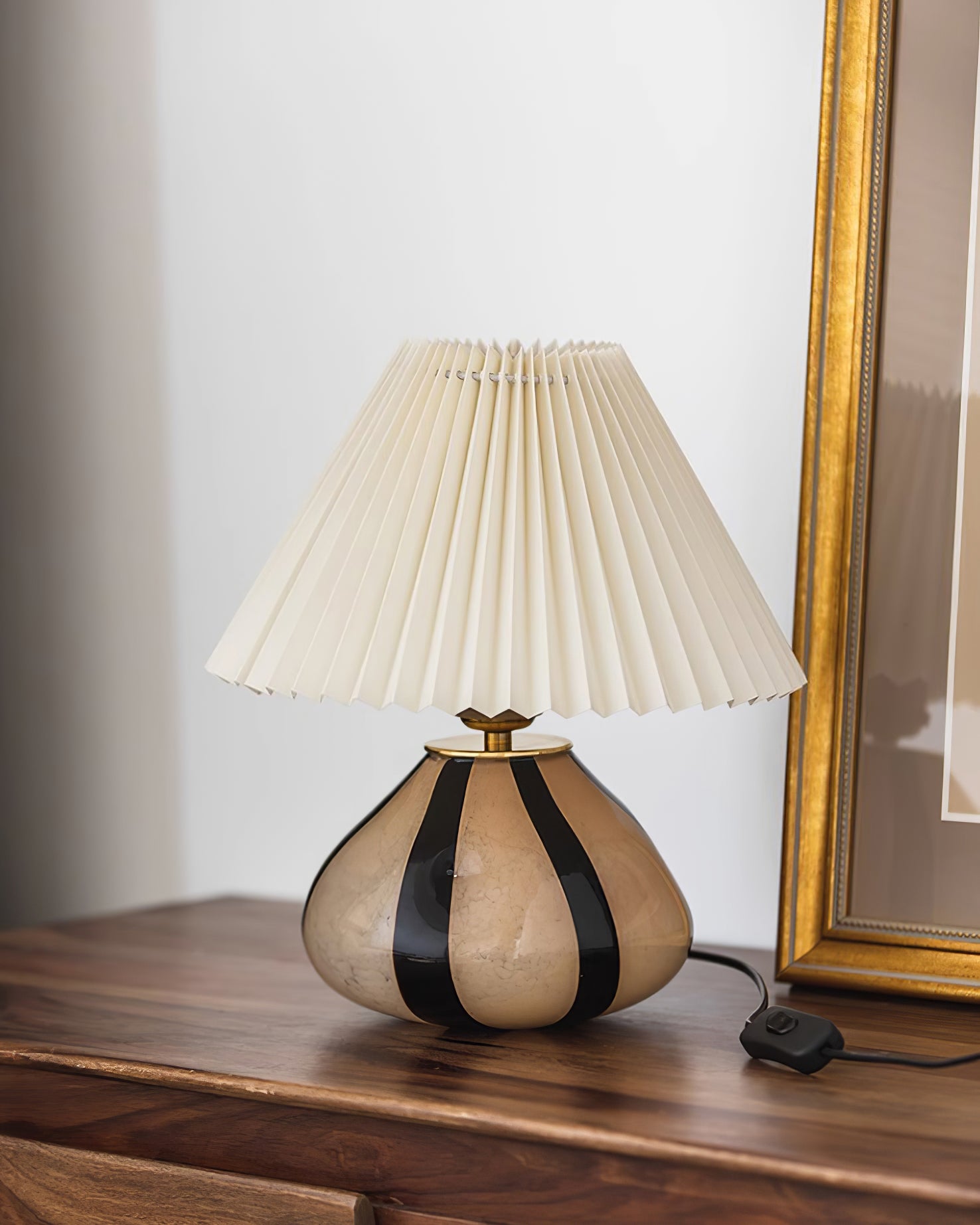 Pleated Cavolo Table Lamp