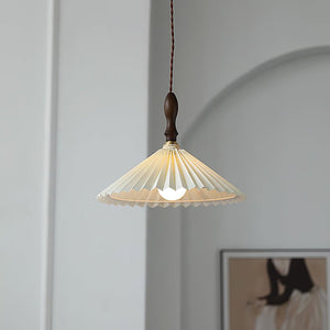 Prairie Pleated Pendant Lamp