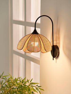 Rattan Petal Wall Lamp 11.8″- 16.1″ - Docos