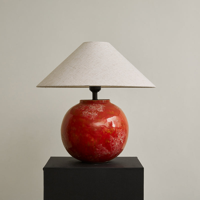 Red Droplet Round Table Lamp – detail 2