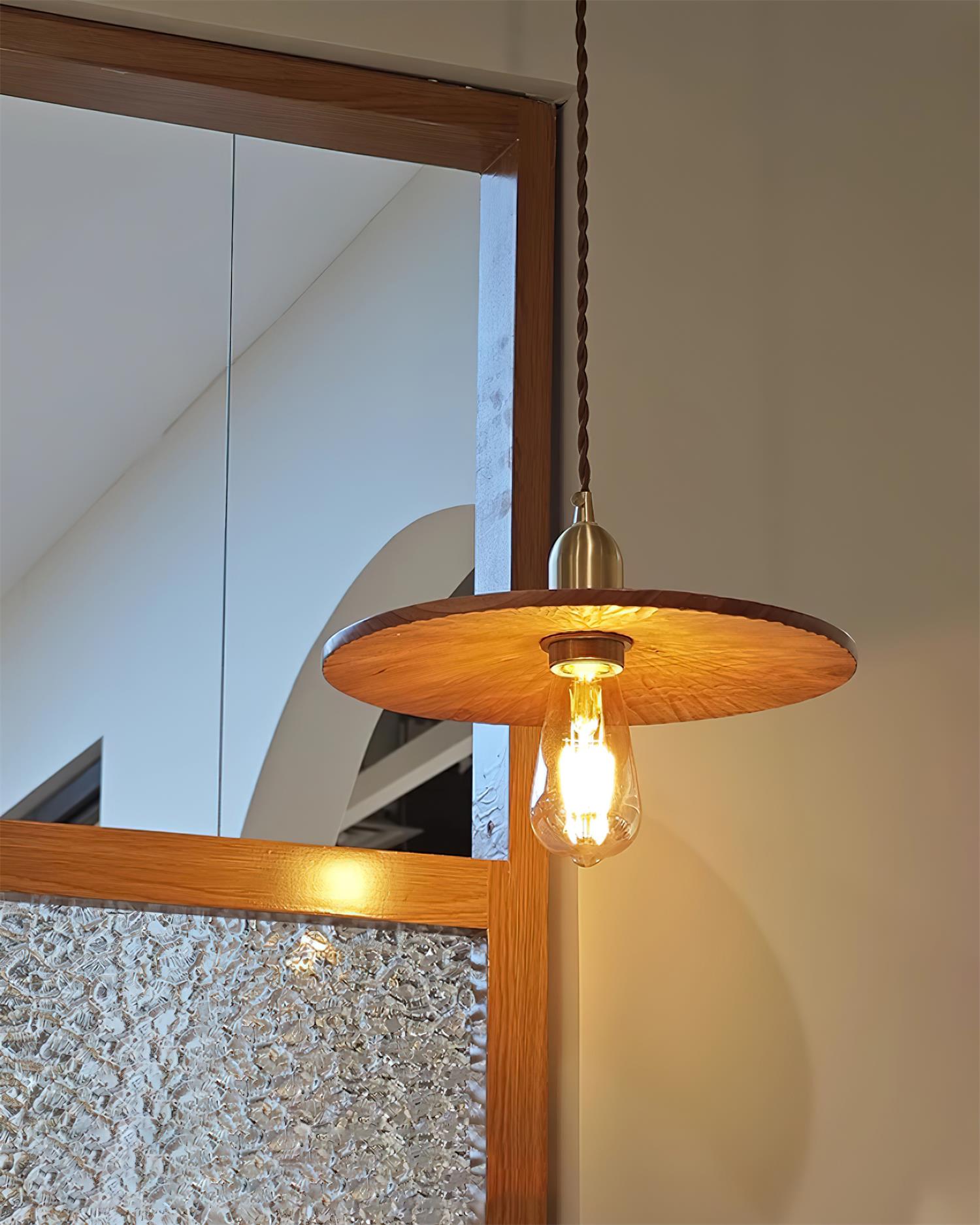 Reia Wood Pendant Lamp