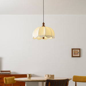 Ruffle Pendant Lamp