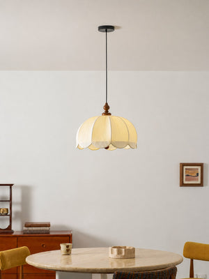 Ruffle Pendant Lamp