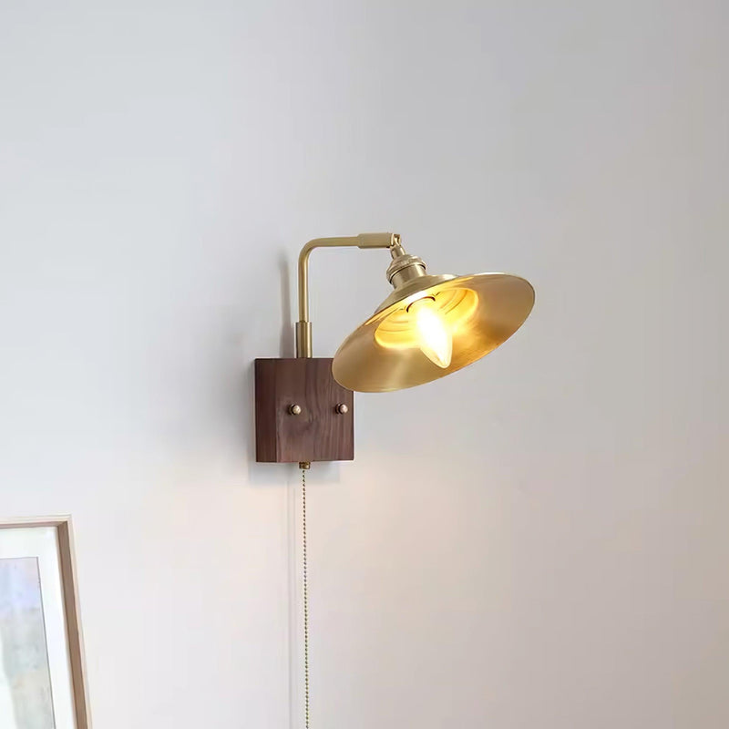 Runia Brass Wall Lamp – detail 2
