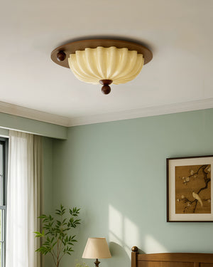 Scallop Crest Ceiling Lamp