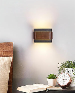 Selto Wall Lamp