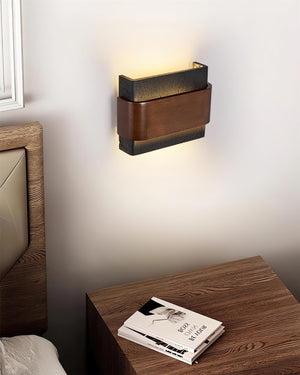 Selto Wall Lamp