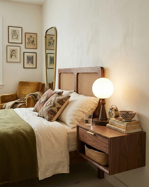 Seluna Table Lamp