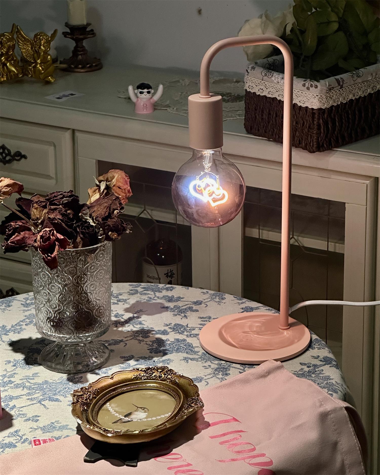 Signal Love Table Lamp 5.9″- 16.1″ - Docos