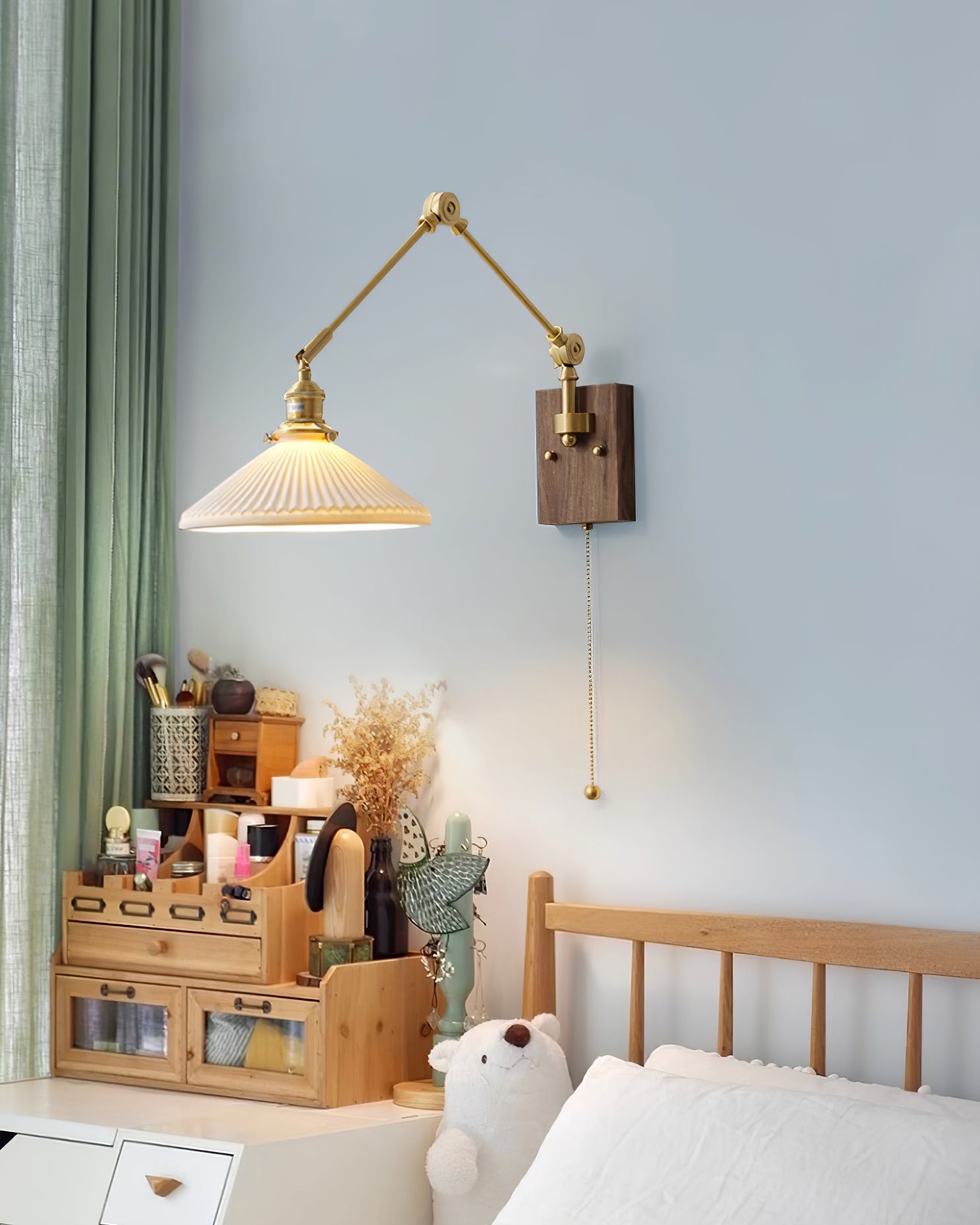Lámpara de pared con brazo oscilante Silverton 8.2″- 4.7″