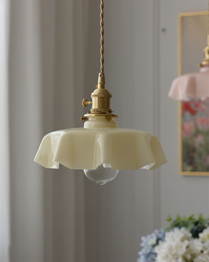 Skirted Ripple Pendant Lamp