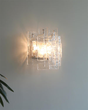 Solvante Wall Lamp