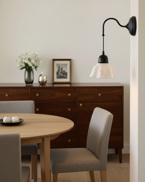 Stillflower Wall Lamp