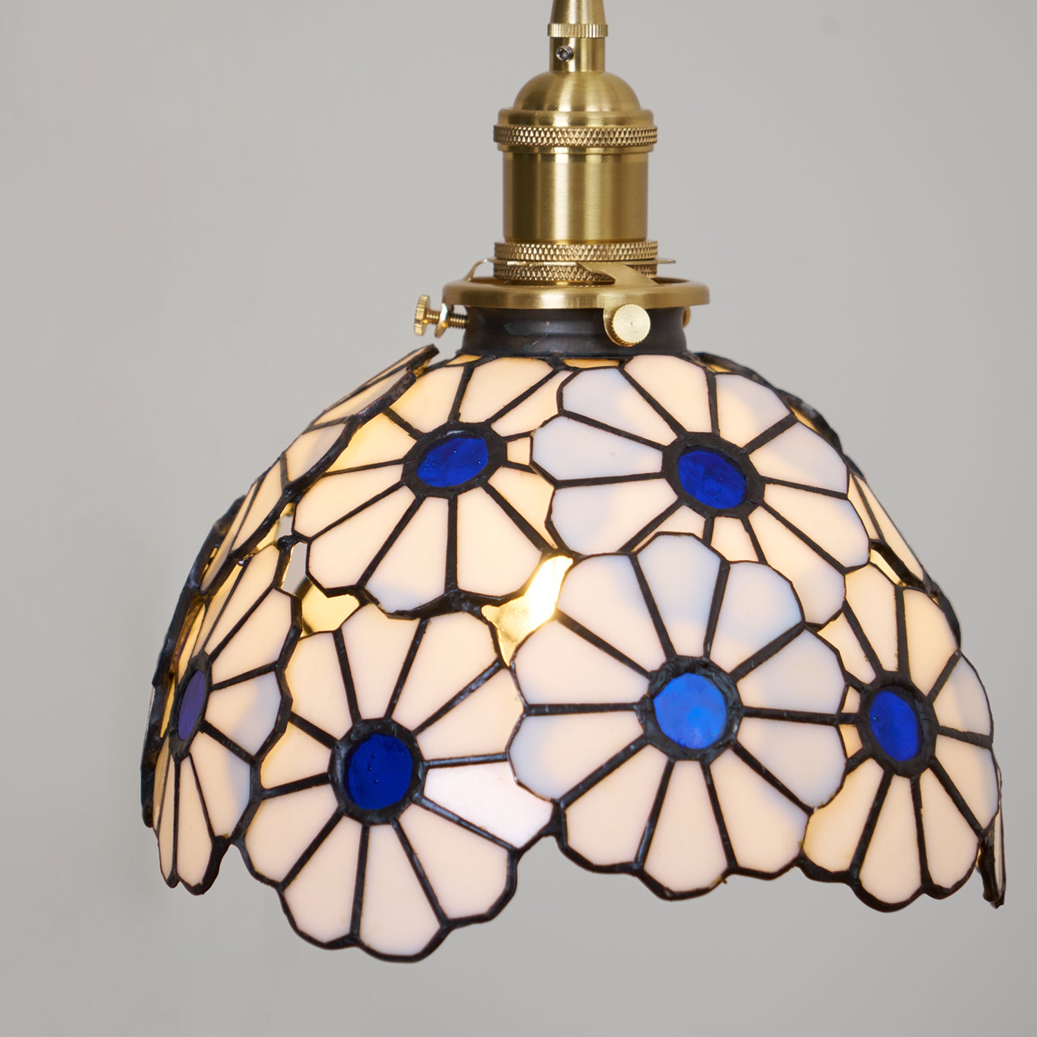 Suka Floral Pendant Light 7.8″- 5.9″