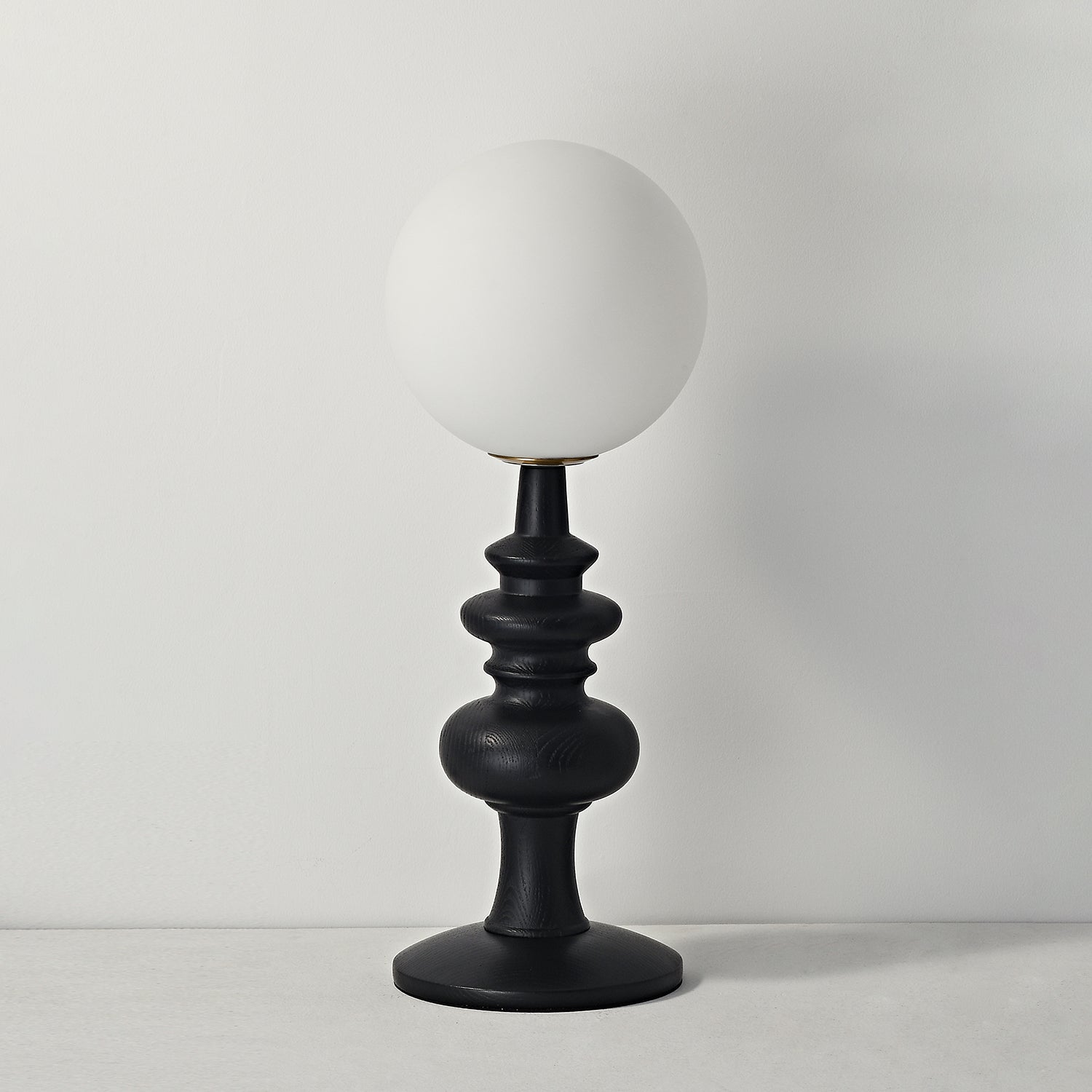 Sveta Table Lamp