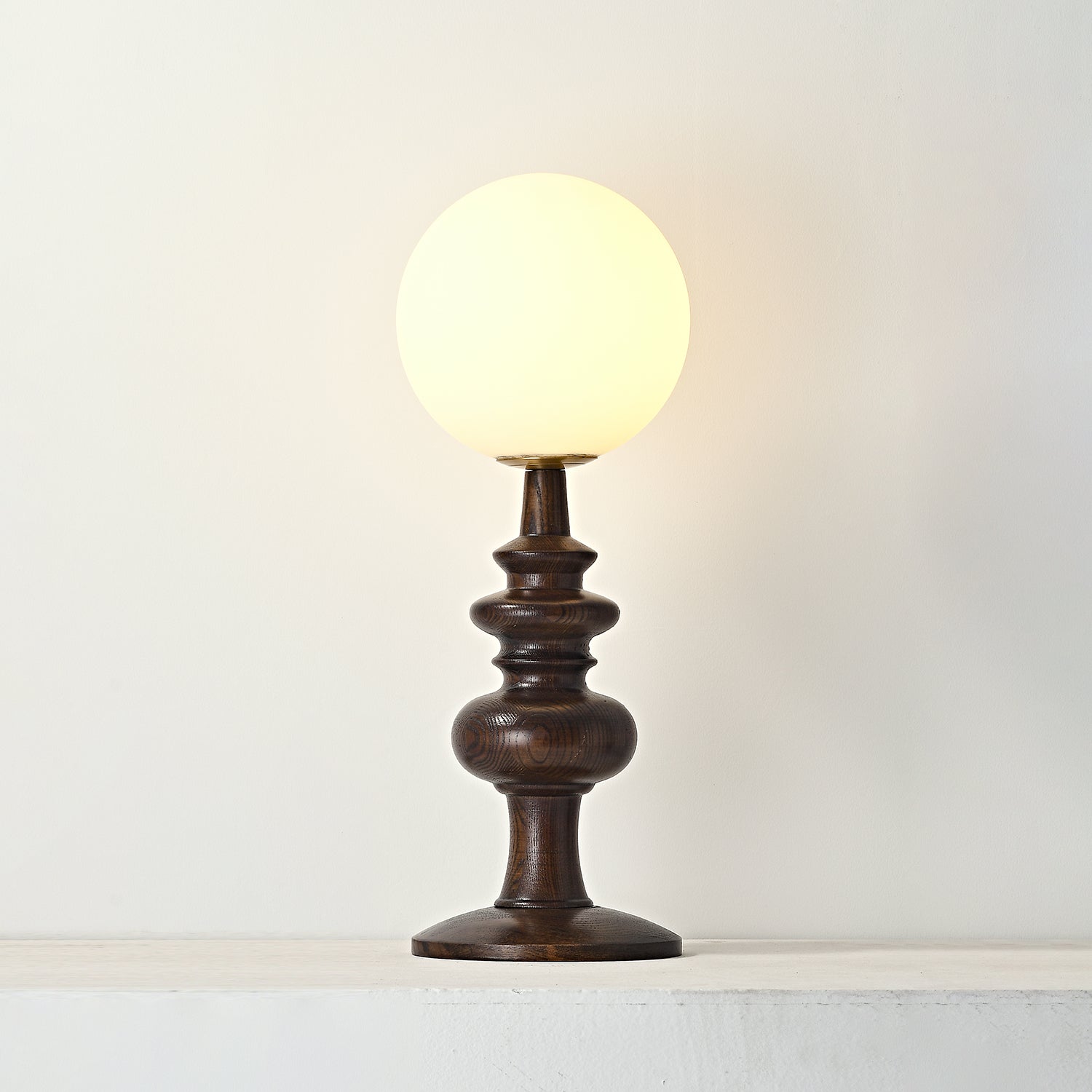 Sveta Table Lamp