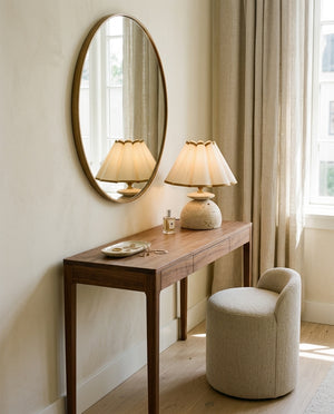 Tessavon Table Lamp