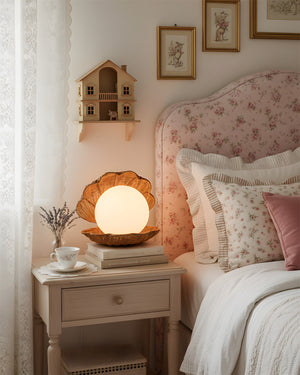 Tide’s Seashell  Table Lamp
