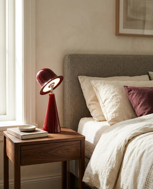Tiltaro Charge Table Lamp