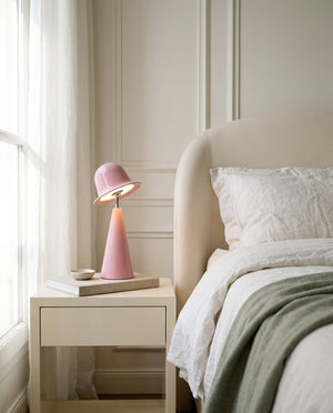 Tiltaro Charge Table Lamp