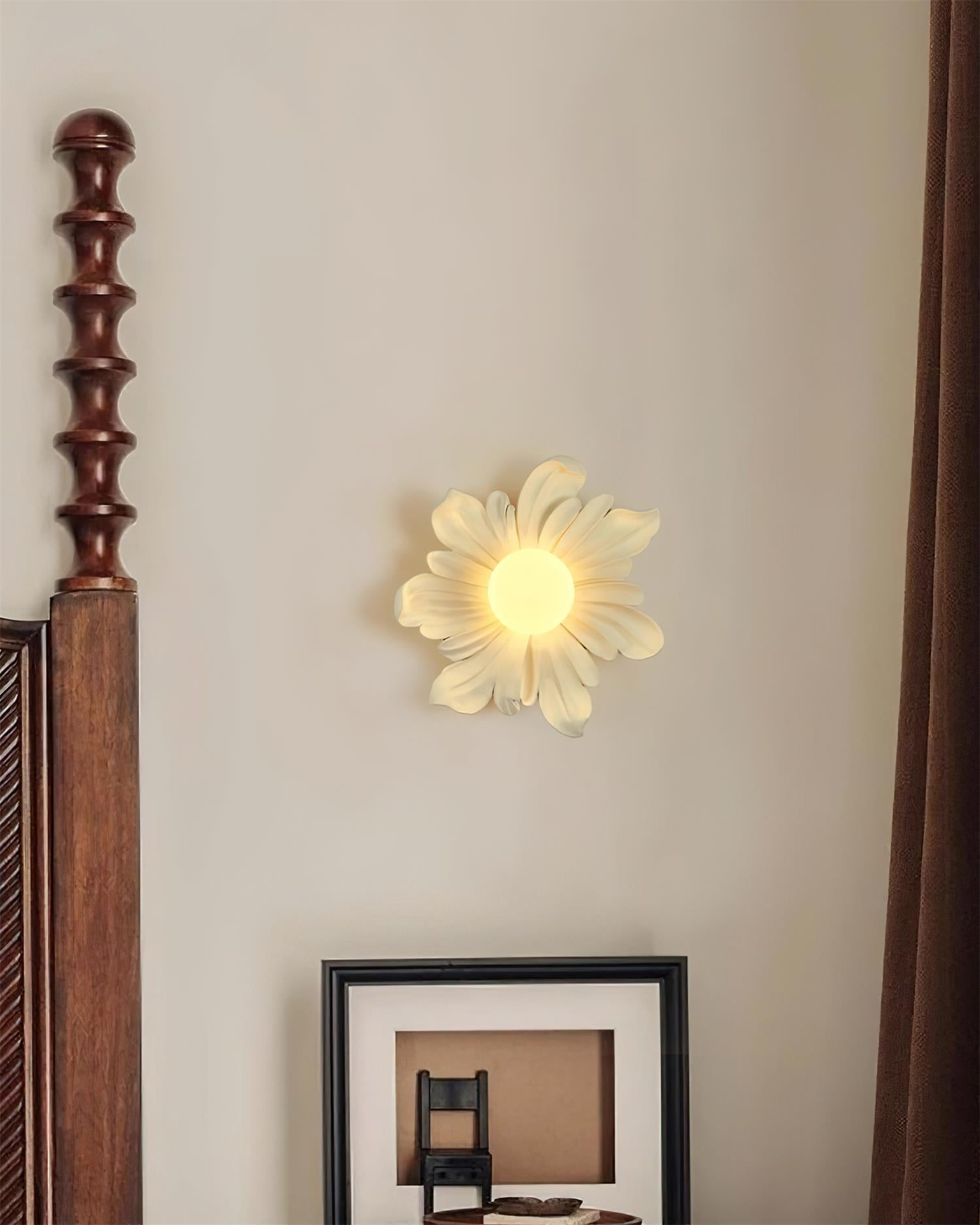 Tina Flower Wall Lamp 11″- 5.1″