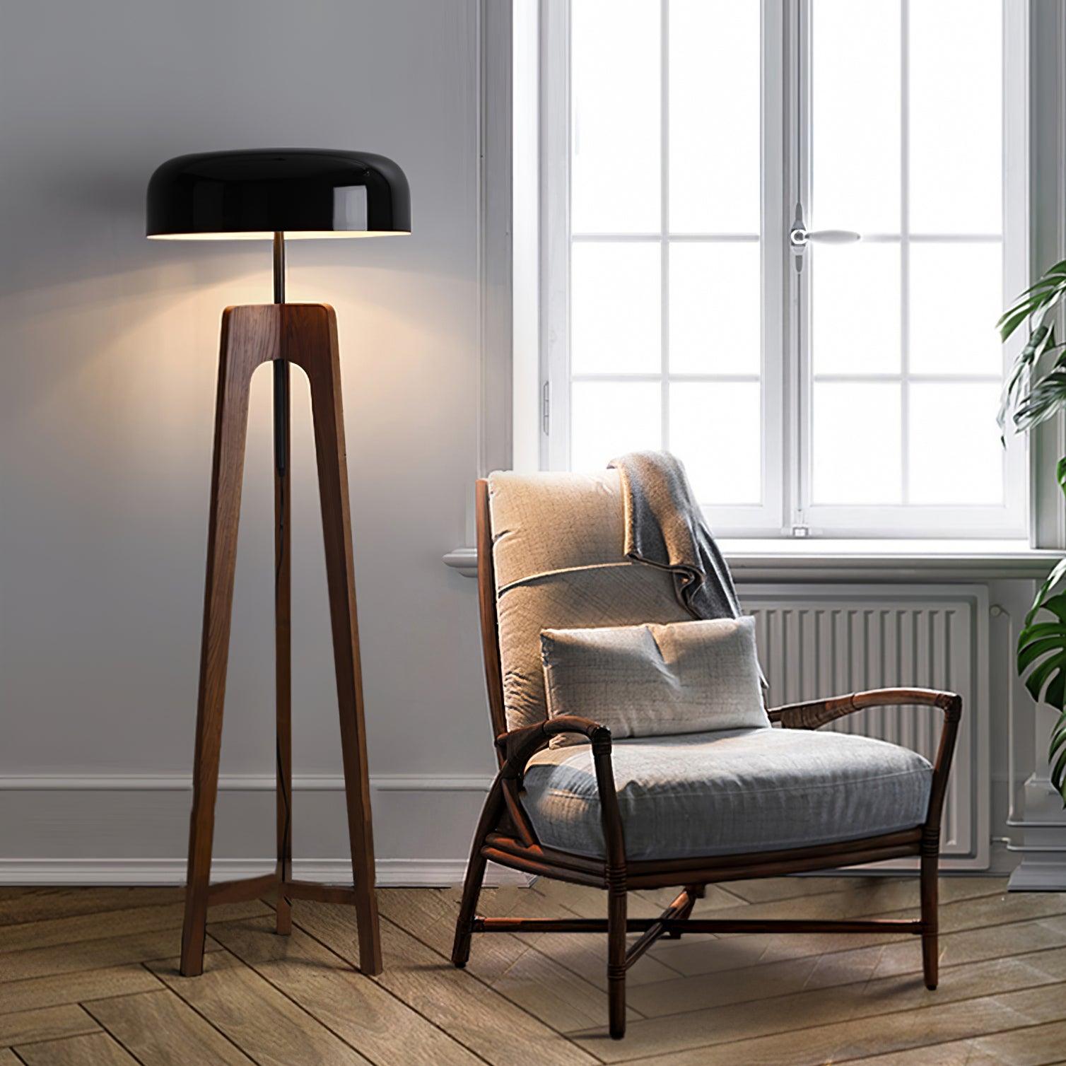 Towa Wood Floor Lamp - Docos
