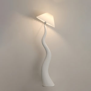 Haruki Twisted Floor Lamp 17.7″- 64.9″