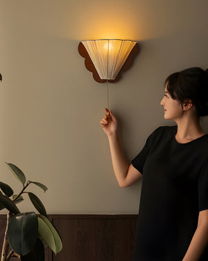 Velune Wall Lamp