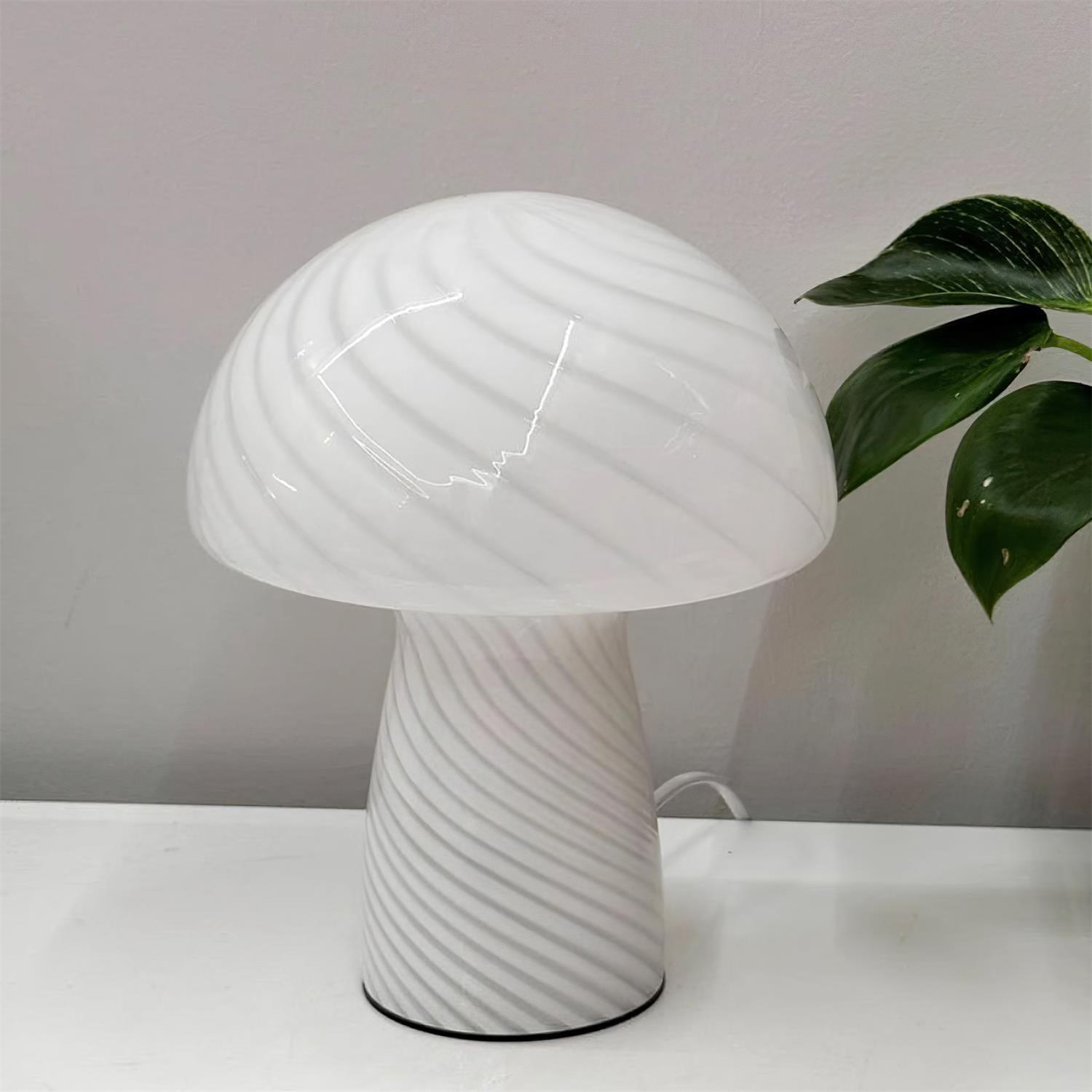 Venini Glass Table Lamp 7.8″- 9.4″ - Docos