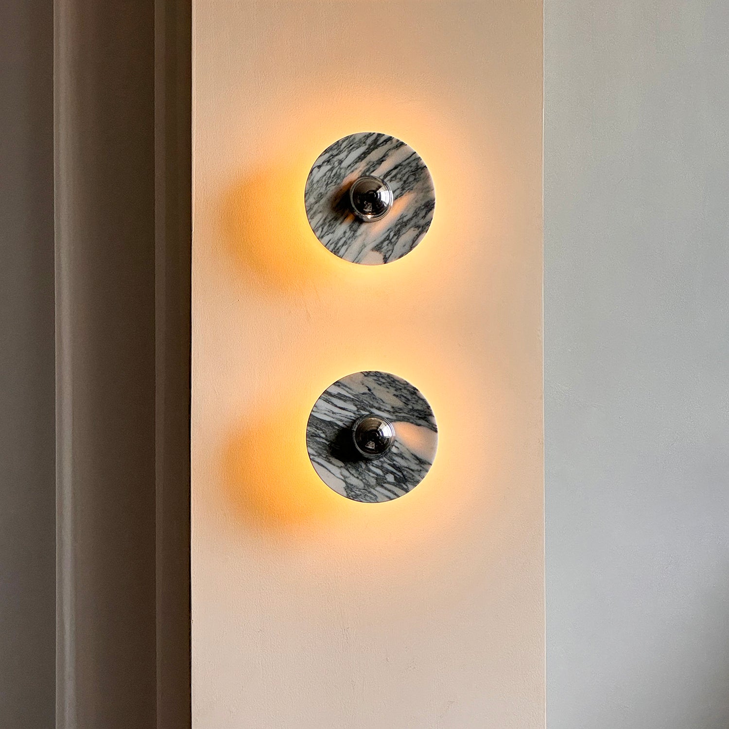 Viola Marble Wall Lamp