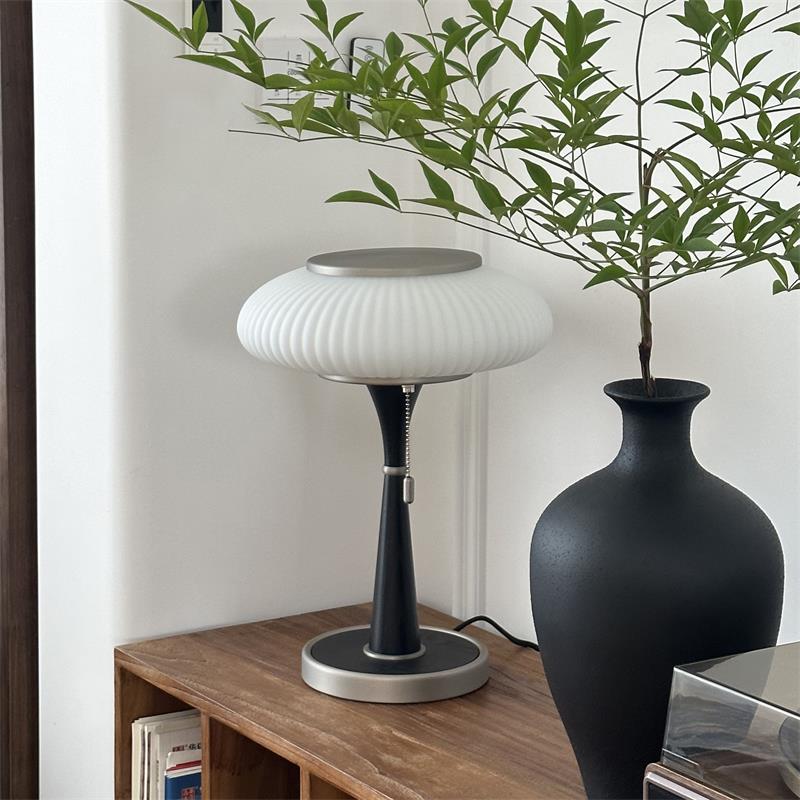 Welma Table Lamp