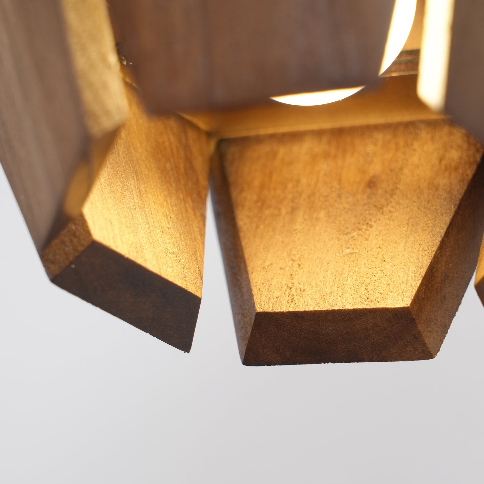 Wood Astris Wall Lamp