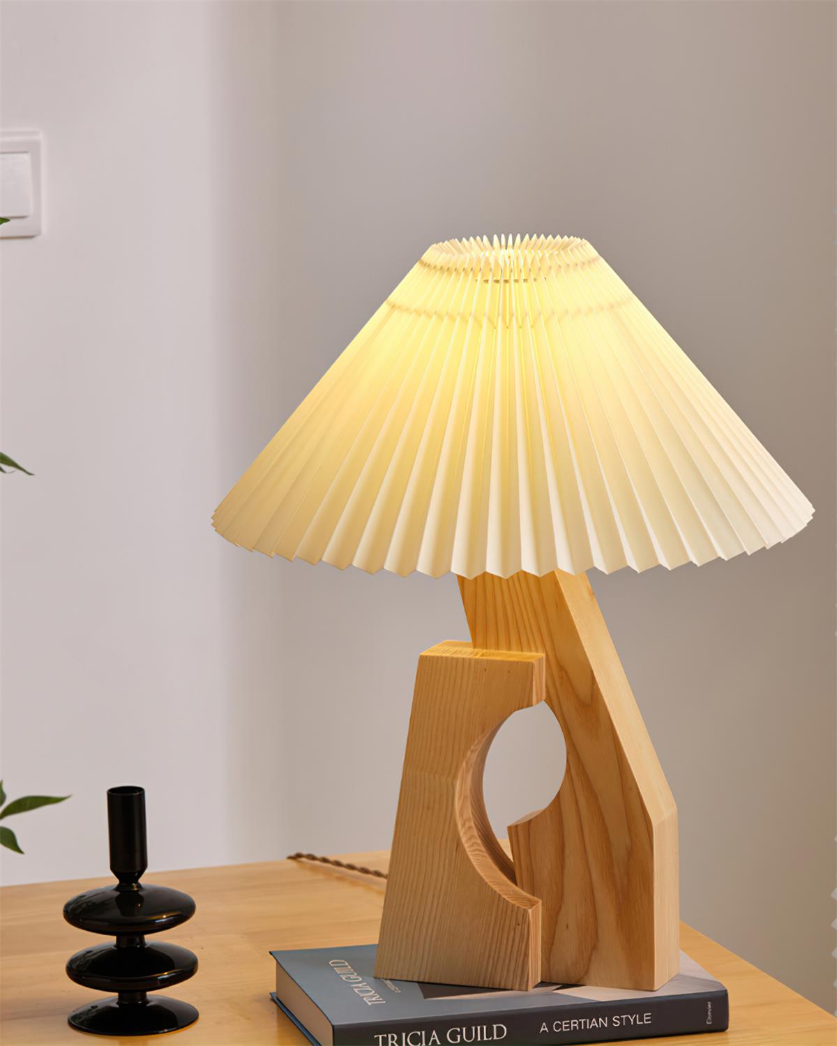 Zain Pleated Table Lamp