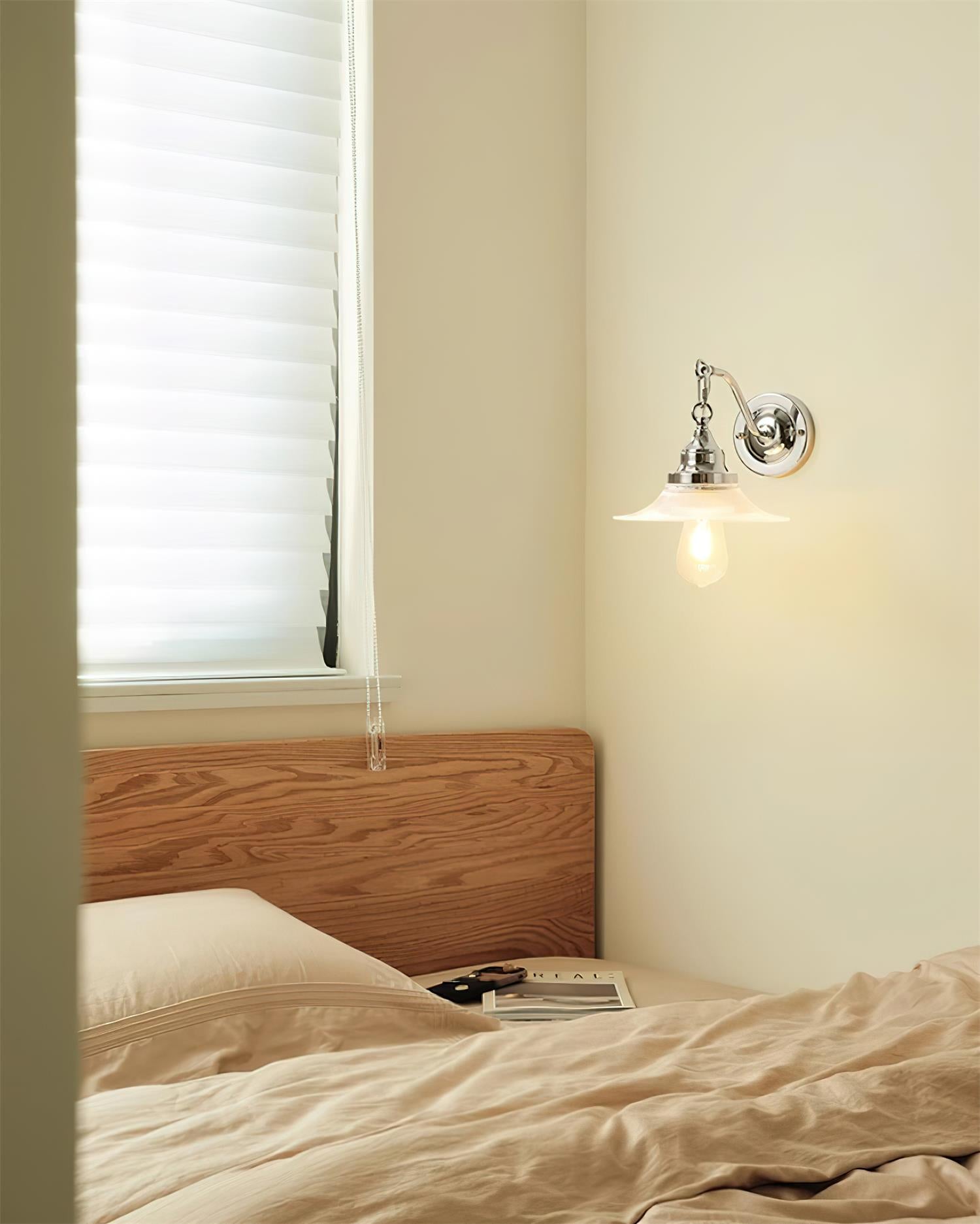 Zowie Wall Light